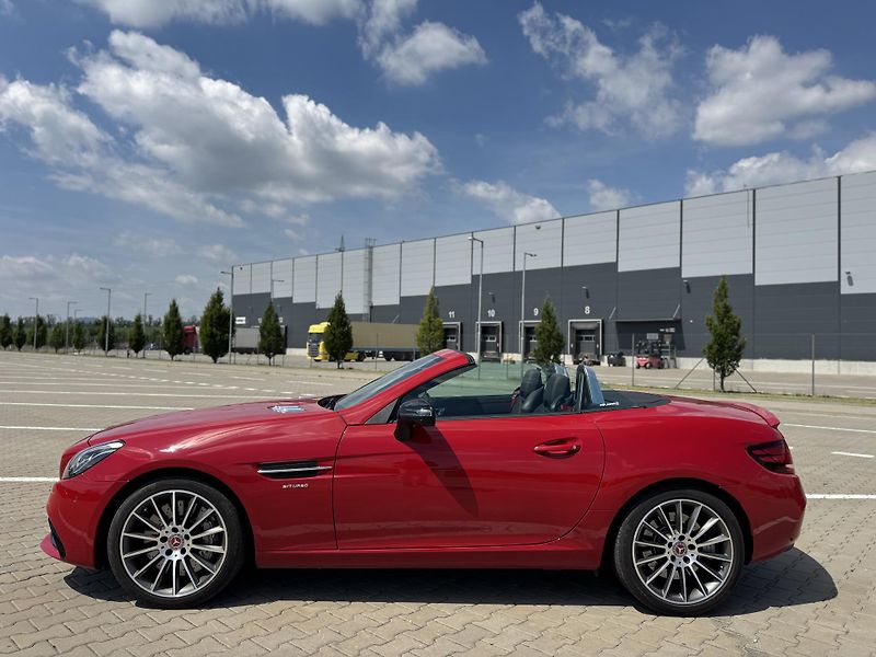 Mercedes-Benz SLC AMG 43 - fotka 4 z 43