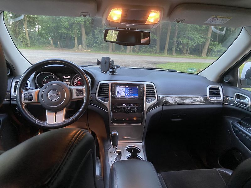 Jeep Grand Cherokee (2013) - fotka 8 z 11