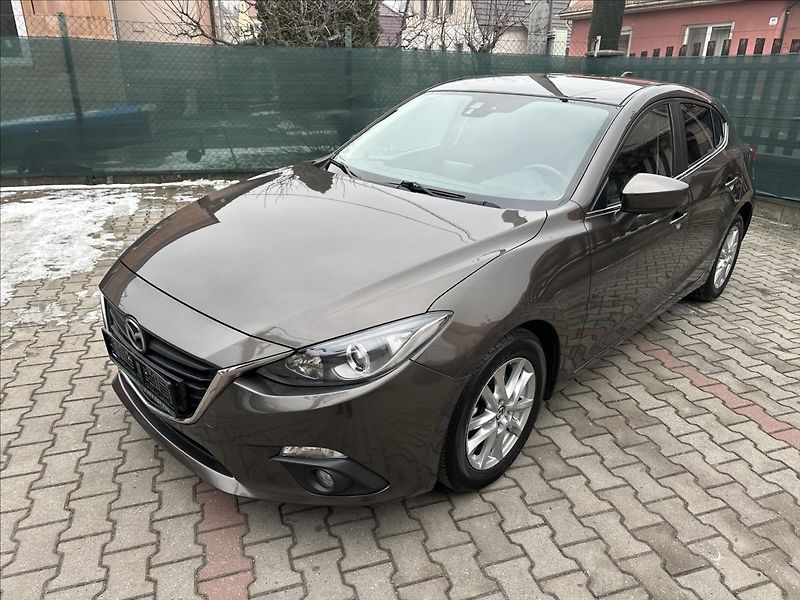 Mazda 3 2,0 G120 - fotka 9 z 24