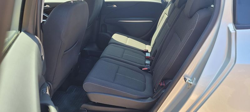 Opel Zafira (2015) 1,4i 103kW benzín Automat - fotka 12 z 33