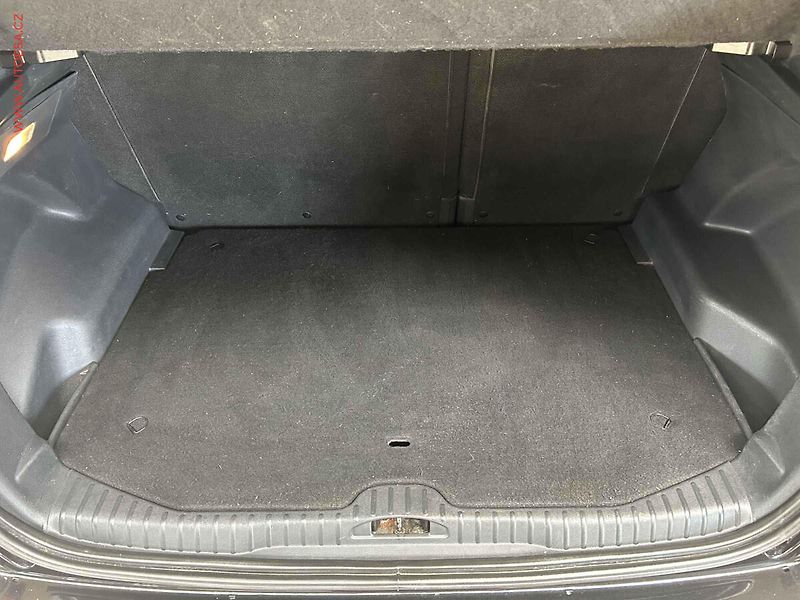 Citroën C3 Picasso (2017) 1.2PT, Selection - fotka 7 z 14