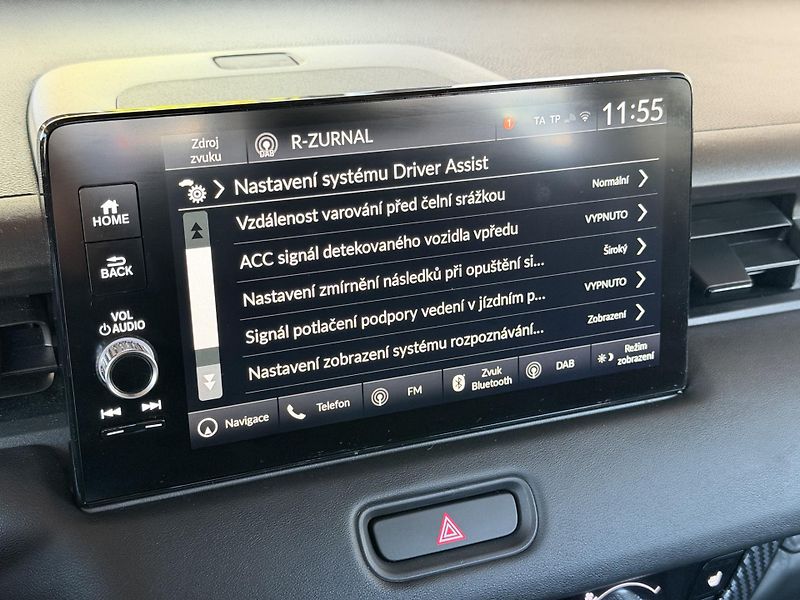 Honda HR-V 1.5 i-MMD Elegance e-CVT - fotka 13 z 26