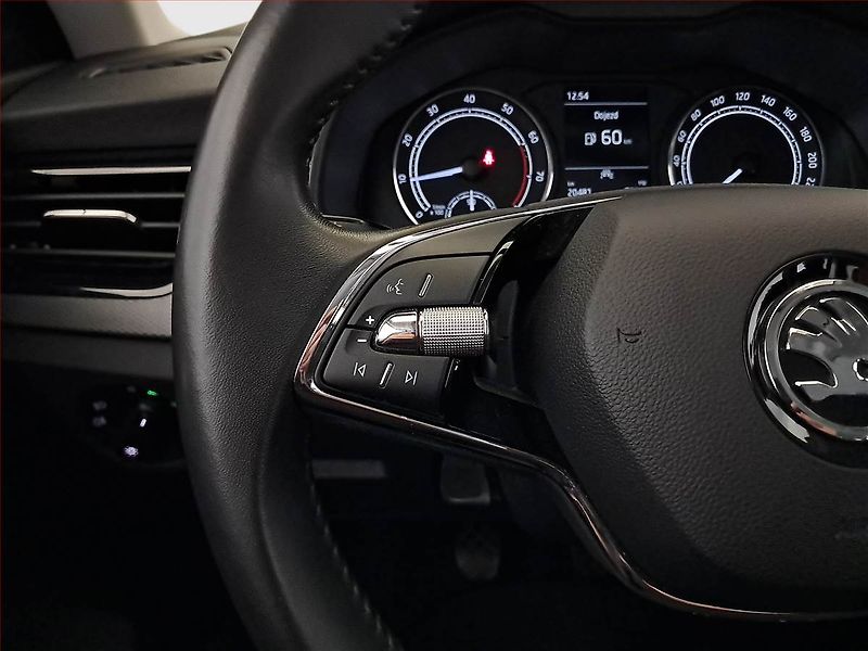Škoda Scala (2023) Ambition 1.0 TSI, Serv.kniha - fotka 16 z 20
