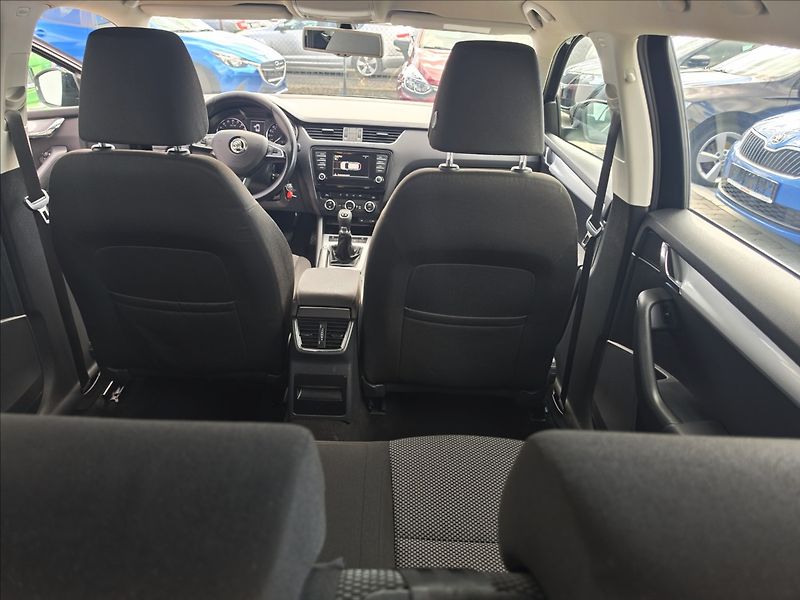 Škoda Ostatní 1,6 TDi 4x4 Ambition STK - fotka 29 z 46