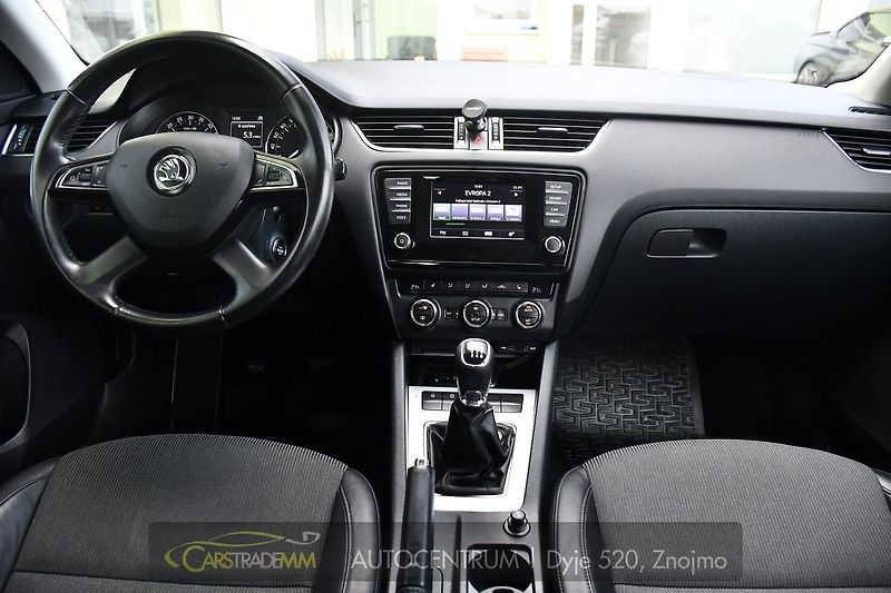 Škoda Octavia 2.0TDi PDC KESSY  - fotka 17 z 38