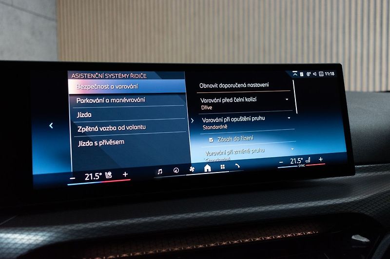 BMW Řada 4 420d xD ///M*TAŽNÉ*ZÁRUKA 9/27 - fotka 31 z 52