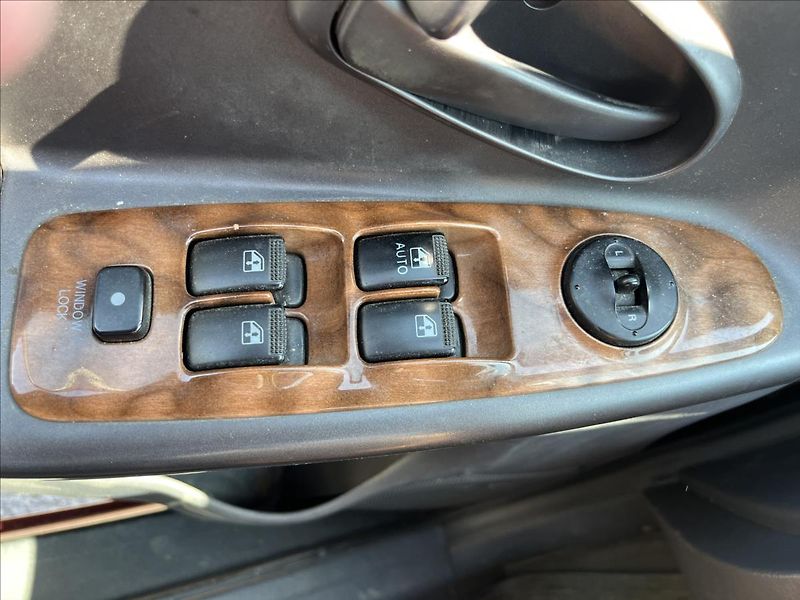 Hyundai Elantra 2,0 CRDi KLIMA TAŽNÉ STK 12/27 - fotka 22 z 29