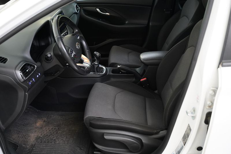 Hyundai i30 - fotka 5 z 6