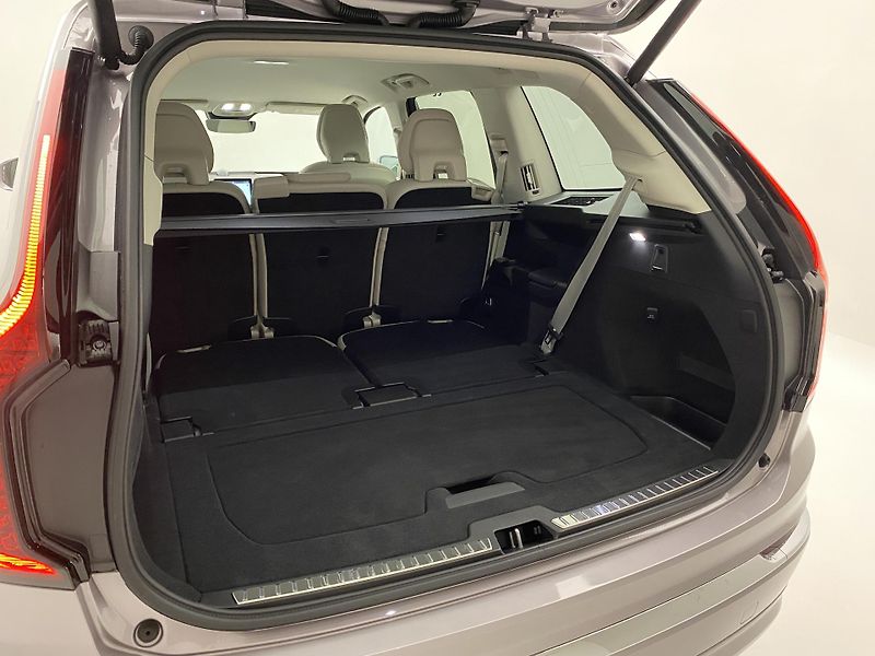Volvo XC90 (2025) T8 AWD RECHARGE BRIGHT PLUS 7m - fotka 5 z 75