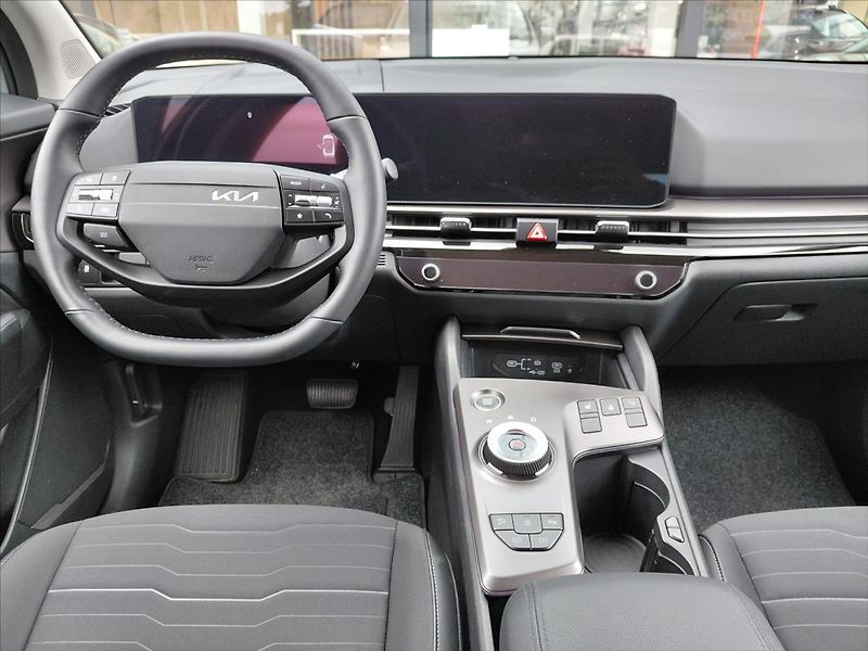Kia Sportage 1,6   T-GDI 7DCT TOP - fotka 11 z 17