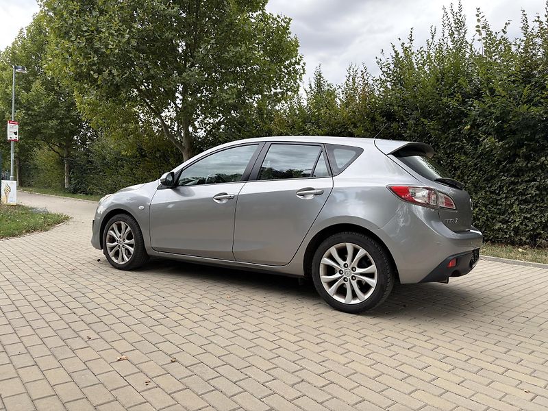 Mazda 3 2.0 Exclusive-Line - fotka 6 z 30