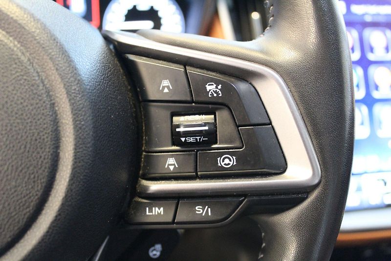 Subaru Outback 2.5i 4WD Touring Hnědá kůže - fotka 15 z 20