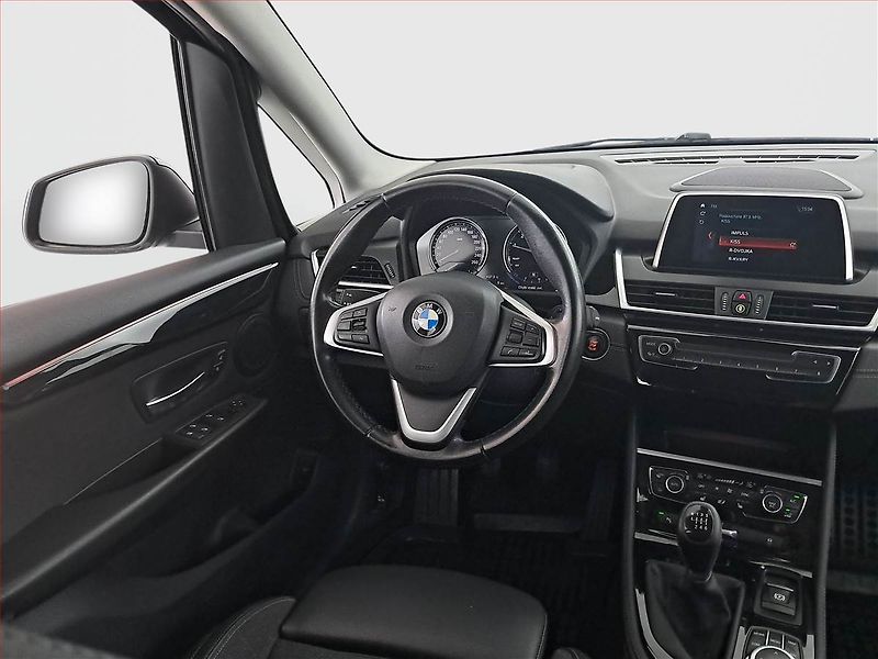 BMW Řada 2 (2019) 216i Gran Tourer, 7 míst - fotka 7 z 18