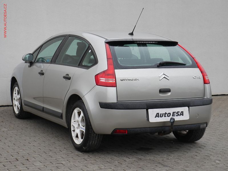 Citroën C4 (2007) 1.4i, ČR - fotka 6 z 16