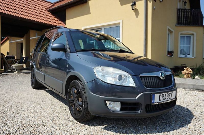 Škoda Roomster (2007) SCOUT 1,6 16V 77 kW - fotka 1 z 36
