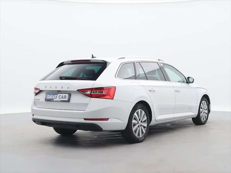 Škoda Superb 1,5 TSI 110kW Style DSG CZ DPH - fotka 7 z 33
