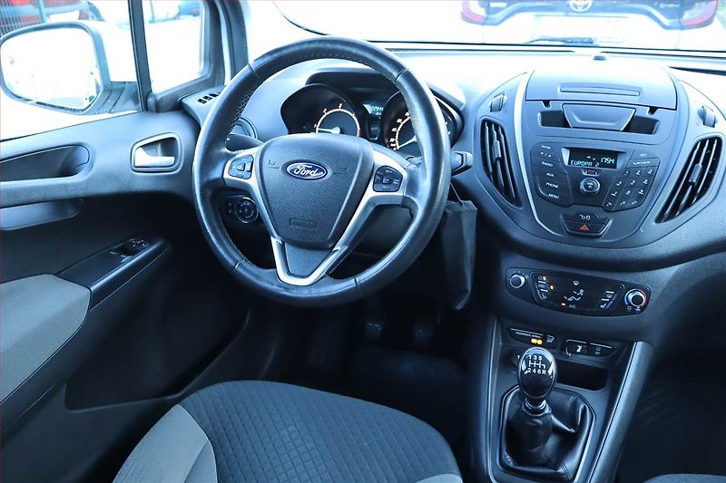 Ford Tourneo Courier (2018) Trend 1.5 TDCI, 5Míst, SR, DPH - fotka 7 z 18