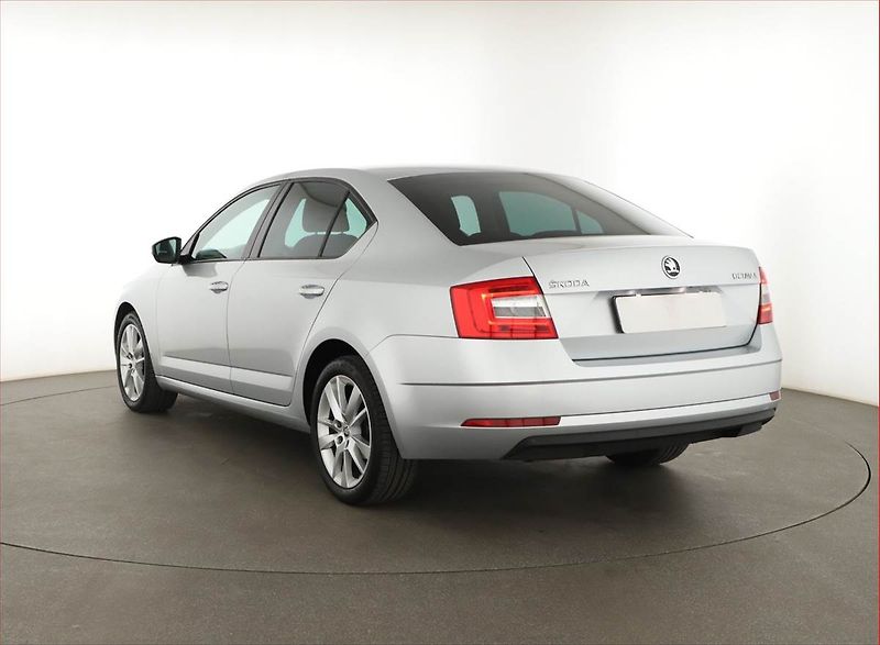 Škoda Octavia (2017) Ambition Plus 1.6 TDI - fotka 4 z 13