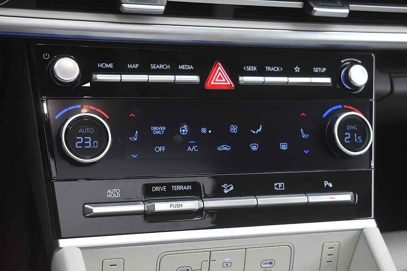 Nové Hyundai Santa Fe je snadno rozpoznatelné auto