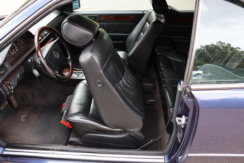 Mercedes-Benz 124 E320 CABRIO 162kW - fotka 34 z 50