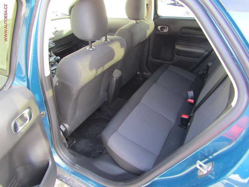 Citroën C4 Cactus (2018) 1.2 PT, ČR, Navigace - fotka 10 z 18