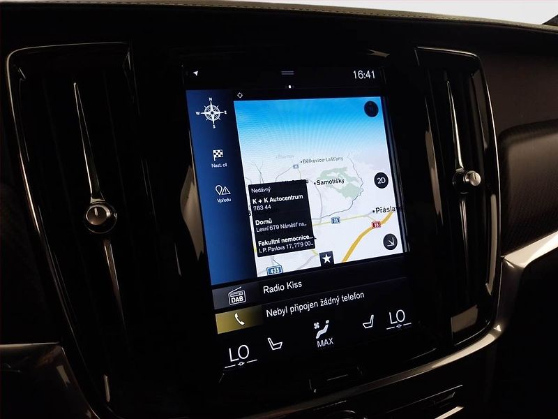 Volvo V90 (2019) T8 Twin Engine AWD - fotka 21 z 25