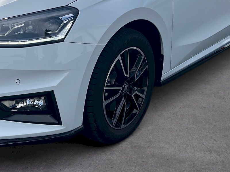 Škoda Fabia (2025) Monte Carlo 1.0TSi 85kW 7°auto - fotka 25 z 25