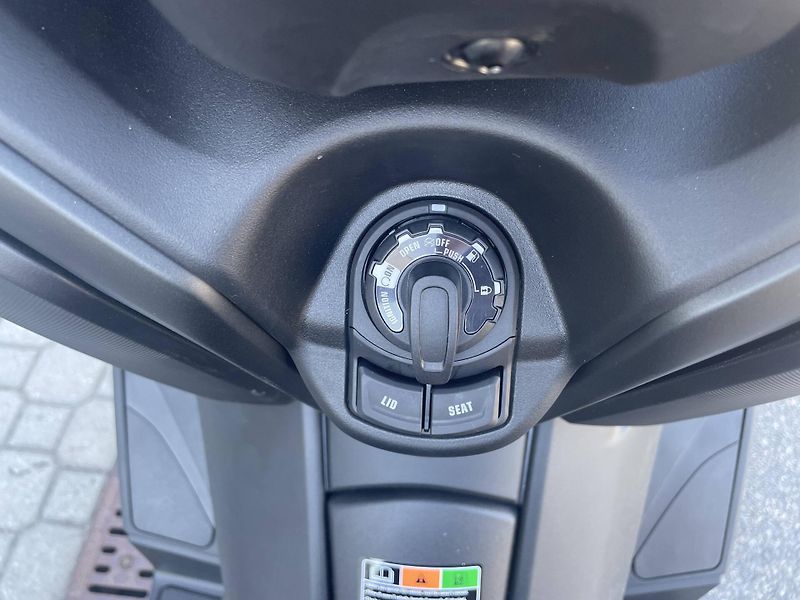 Yamaha (2026) XMAX 125 EU5+ - fotka 10 z 12
