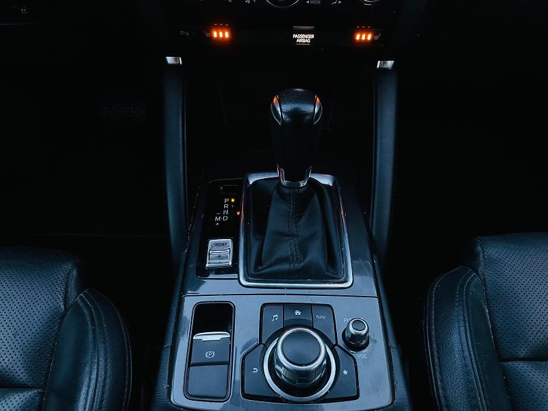 Mazda CX-5 2.5i 4x4 AUT KAMERA LED VÝHŘEV - fotka 34 z 45