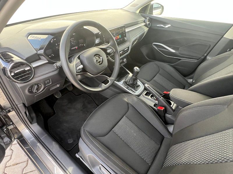 Škoda Fabia (2024) Top Selection 1.0TSi 85kW 6° m - fotka 11 z 30
