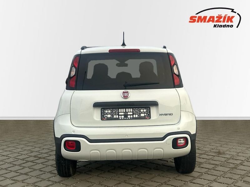 Fiat Panda (2023) 1.0 Hybrid 70cv MAN CROSS - fotka 5 z 18
