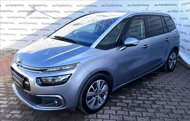 Citroën C4 Picasso 1,6 i,121kW,7míst - fotka 3 z 31