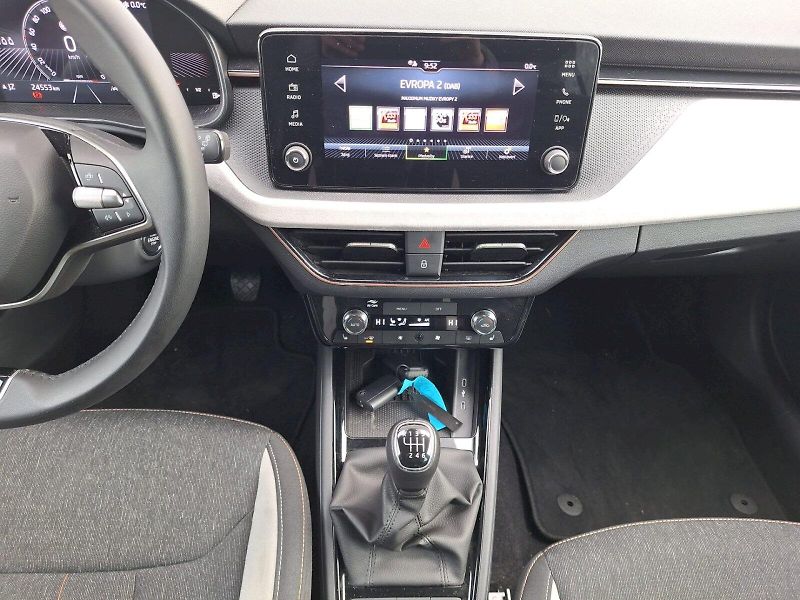 Škoda Kamiq (2024) 1.0TSI / 85 kW / 6MP / TOP SEL - fotka 19 z 29
