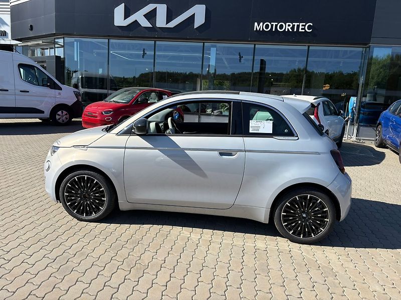 Fiat 500 (2026) Hybrid La Prima HB 1.0 BSG 65k - fotka 4 z 11