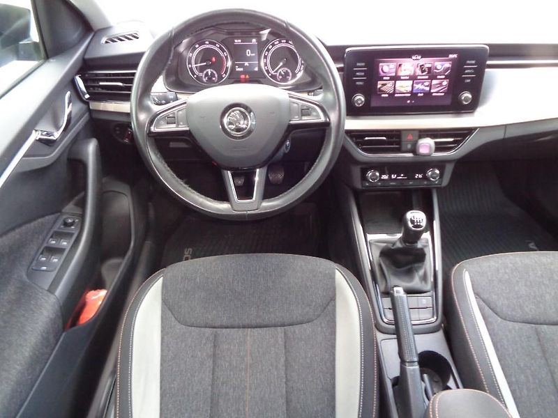 Škoda Scala 1.0 TSI  SPACEBACK STYLE  85 k - fotka 5 z 29