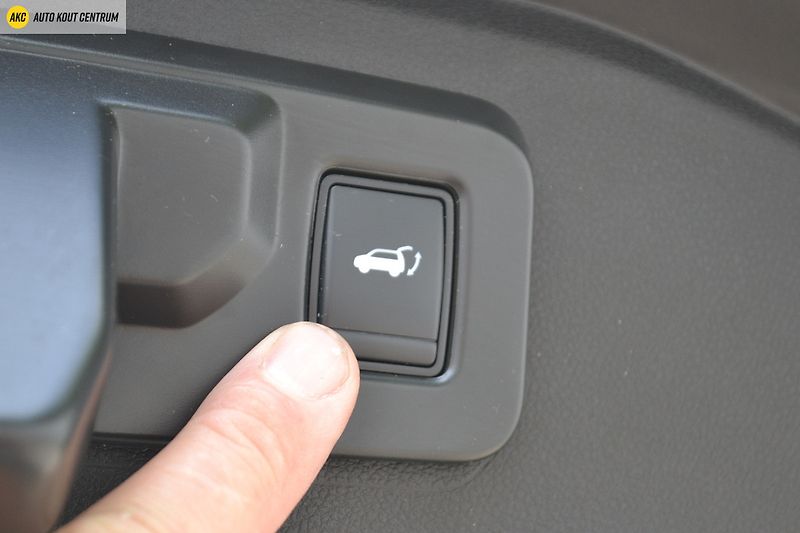 Renault Espace ICONIC E-TECH FULL HYBRID 200k - fotka 32 z 79
