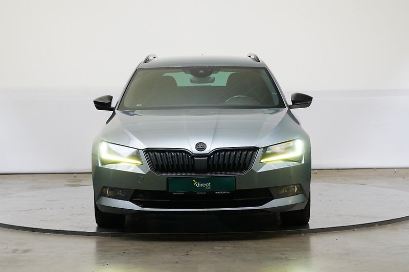 Škoda Superb - fotka 4 z 27
