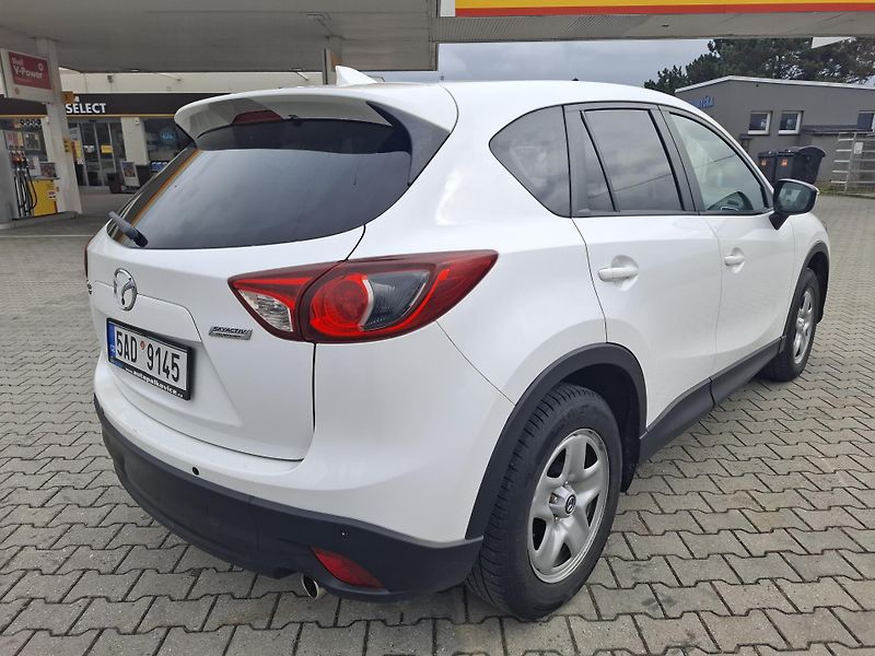 Mazda CX-5 2,2 SKYACTIV-D/MAN6 - fotka 2 z 13