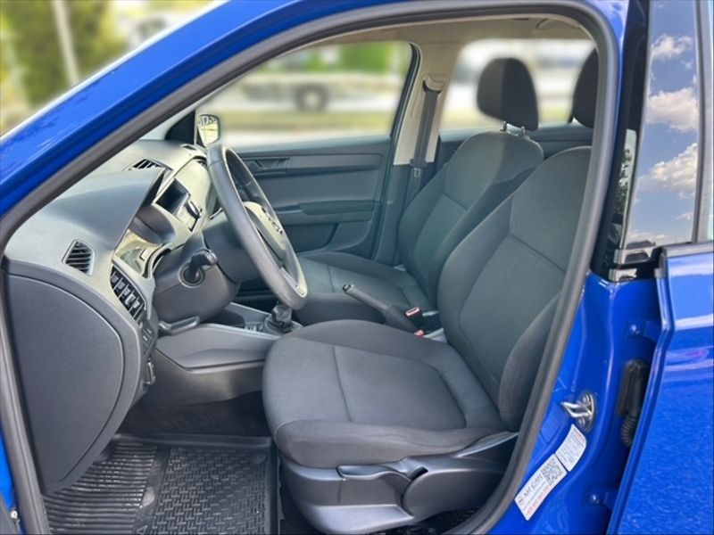 Škoda Fabia 1,0 TSI 70 Active - fotka 7 z 10