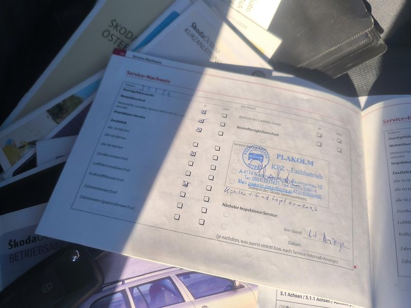 Škoda Octavia KRÁSNÁ,170TKM,1MAJ.SERVISKA - fotka 12 z 24