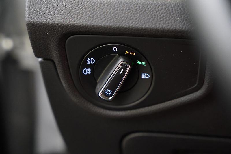 Volkswagen Touran - fotka 13 z 25
