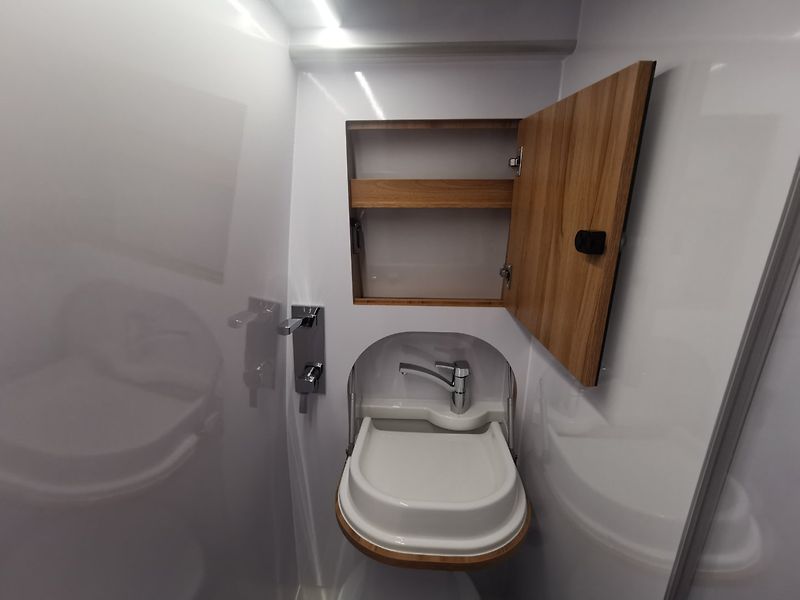 Affinity Ostatní (2024) Camper ONE 2,2 Mjet 132 kW 9AT - fotka 40 z 50