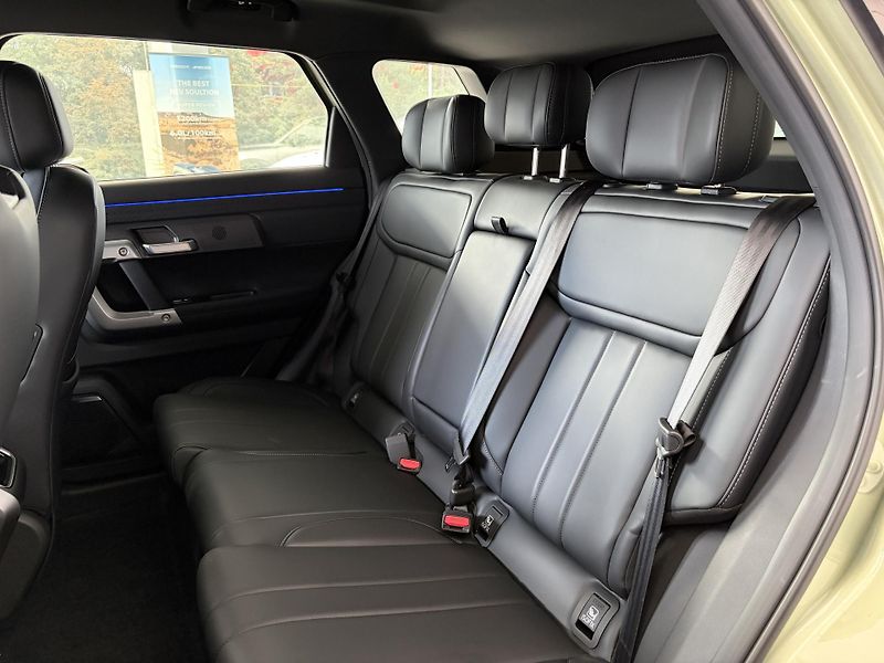 Jaecoo 7 (2025) JAECOO 7 LUXURY 1,6TGDi FWD - fotka 8 z 27