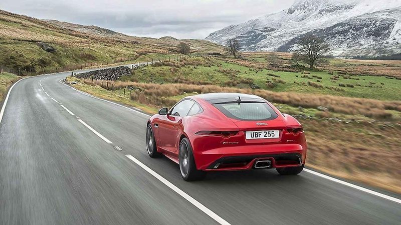 Jaguar F-Type.