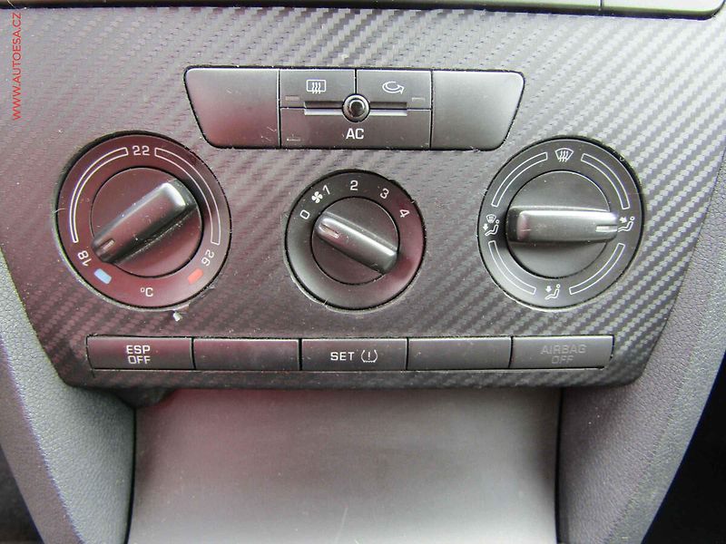 Škoda Octavia (2006) 2.0 FSI, AC, STK8/28 - fotka 13 z 14