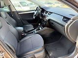 Škoda Octavia TDI DSG F1 NAVI, EL.KUFR - náhled 32
