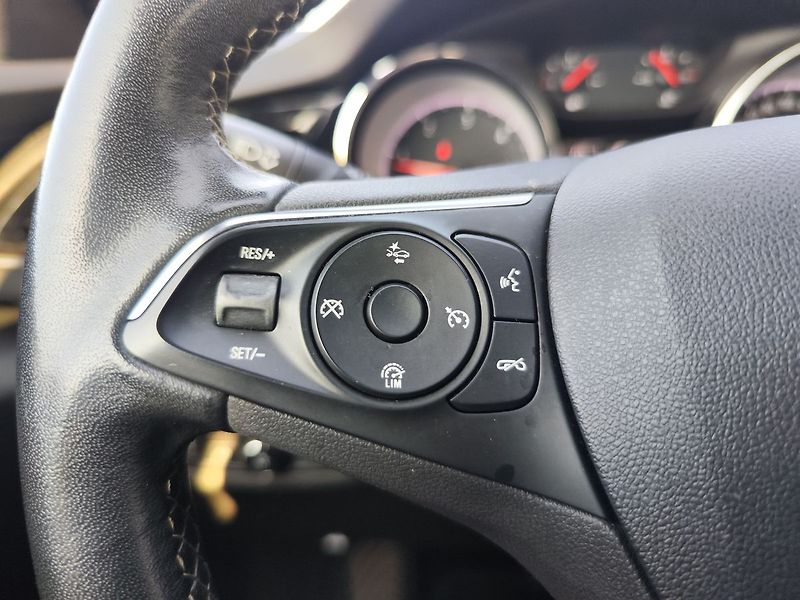 Opel Insignia 2.0 CDTi/128kW Elegance AT - fotka 22 z 31