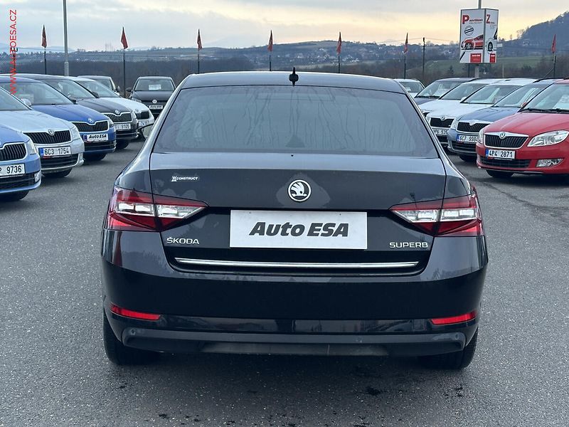 Škoda Superb (2015) 1.8TSI, 2.maj,ČR, Style, DSG - fotka 5 z 24