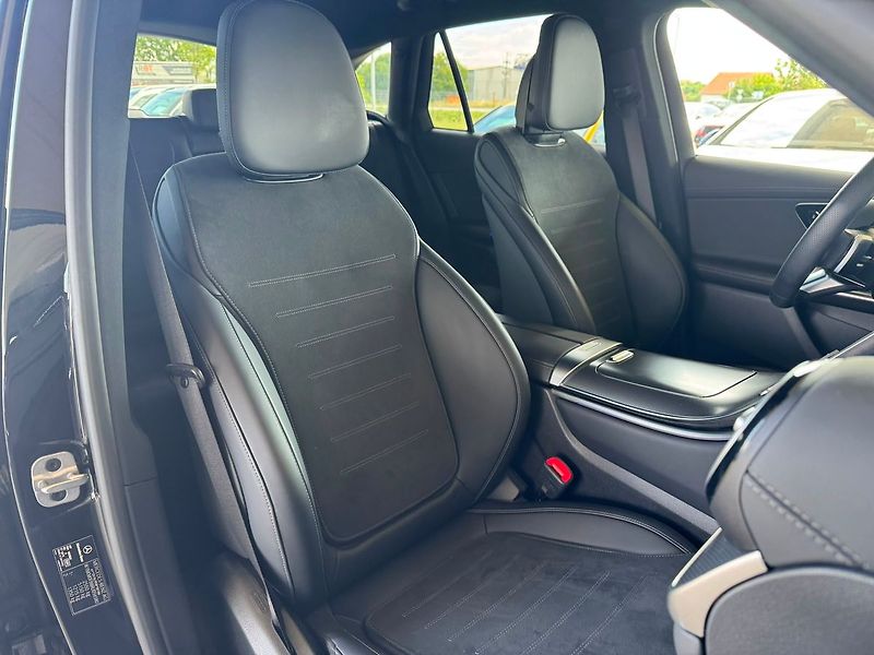 Mercedes-Benz GLC 220d 4MATIC - fotka 20 z 20