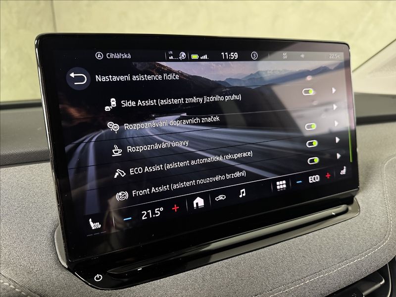 Škoda Enyaq 60 LED Matrix Tepelko Assist - fotka 29 z 50